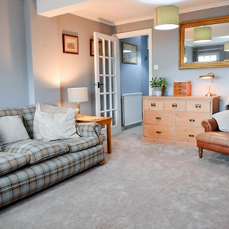 Charming Malvern Cottage With Outstanding Views Malvern Wells Екстериор снимка