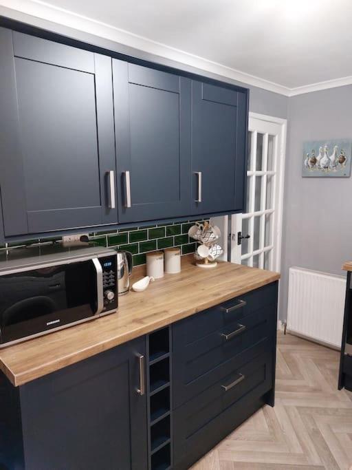Charming Malvern Cottage With Outstanding Views Malvern Wells Екстериор снимка